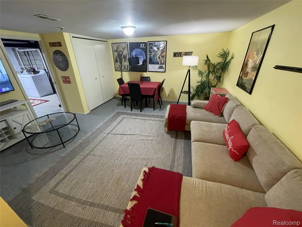 3969 Butternut Court #4 Port Huron City, MI 48060