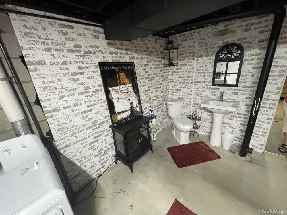 3969 Butternut Court #4 Port Huron City, MI 48060