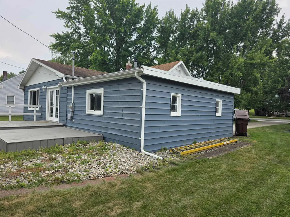 118 Davis Street St Louis City, MI 48880