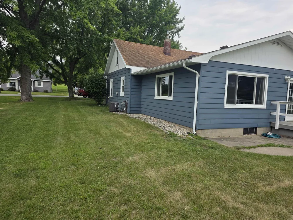 118 Davis Street St Louis City, MI 48880