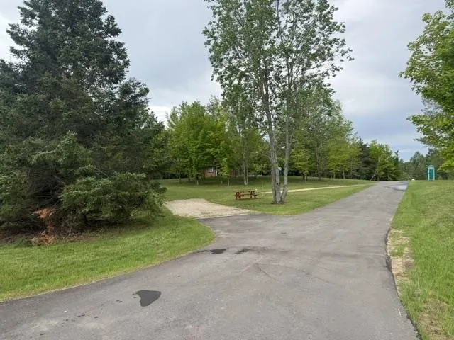 5933 SW Old Oak Trail Springfield Township, MI 49633