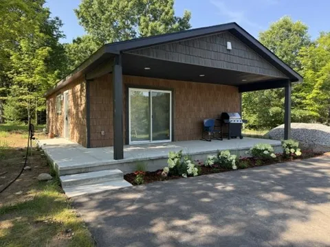5933 SW Old Oak Trail