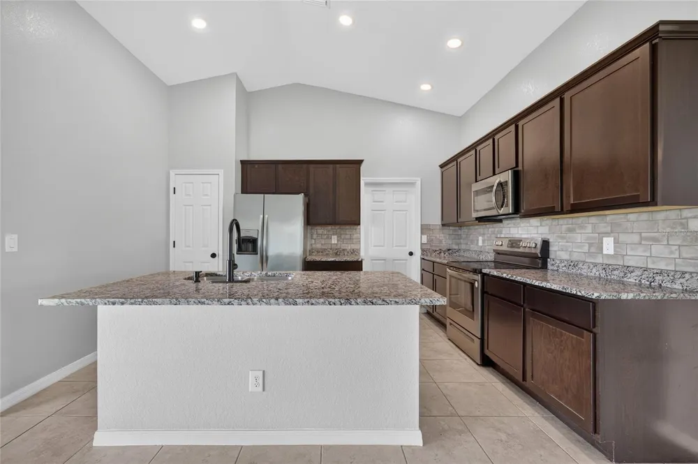 4238 NW 34TH LANE Cape Coral, FL 33993