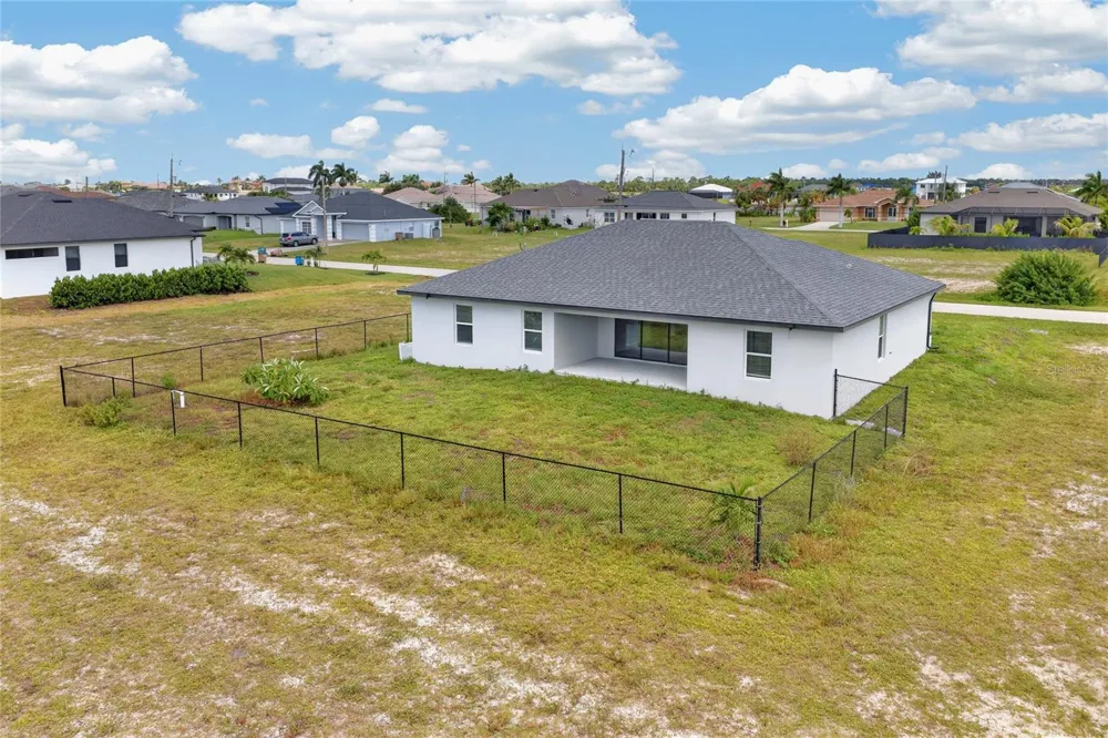 4238 NW 34TH LANE Cape Coral, FL 33993