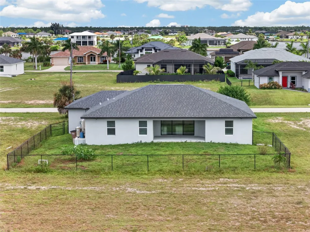 4238 NW 34TH LANE Cape Coral, FL 33993