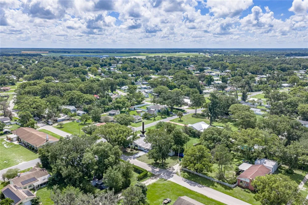 5207 10TH STREET Zephyrhills, FL 33542