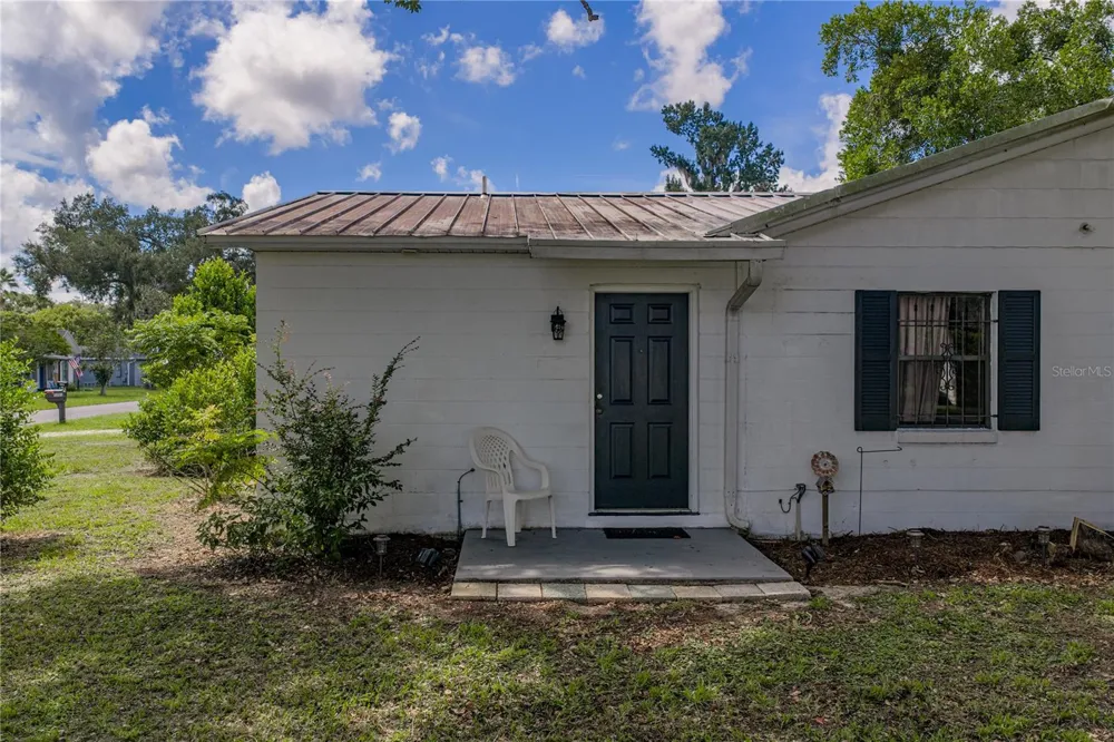 5207 10TH STREET Zephyrhills, FL 33542