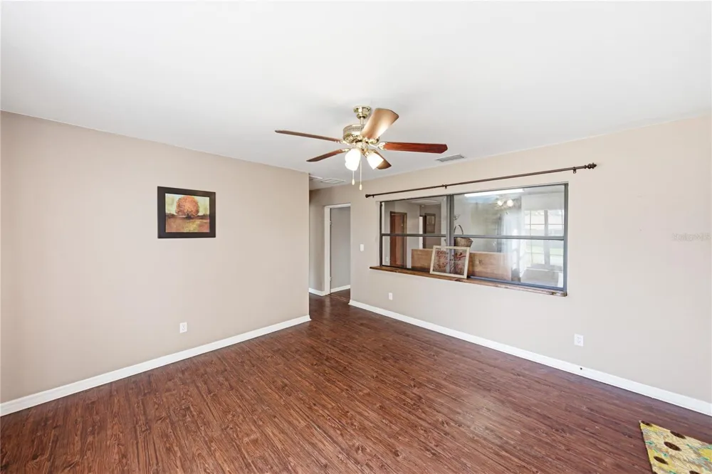 5207 10TH STREET Zephyrhills, FL 33542