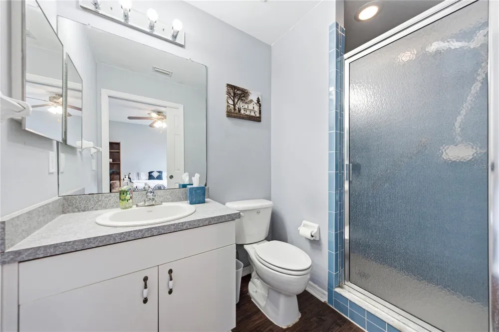 5207 10TH STREET Zephyrhills, FL 33542