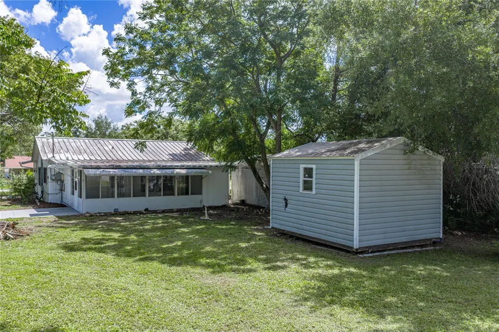 5207 10TH STREET Zephyrhills, FL 33542