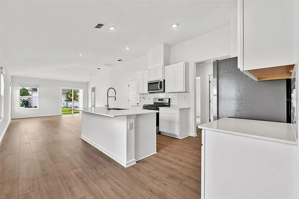 863 GRAND RESERVE DRIVE Bunnell, FL 32110