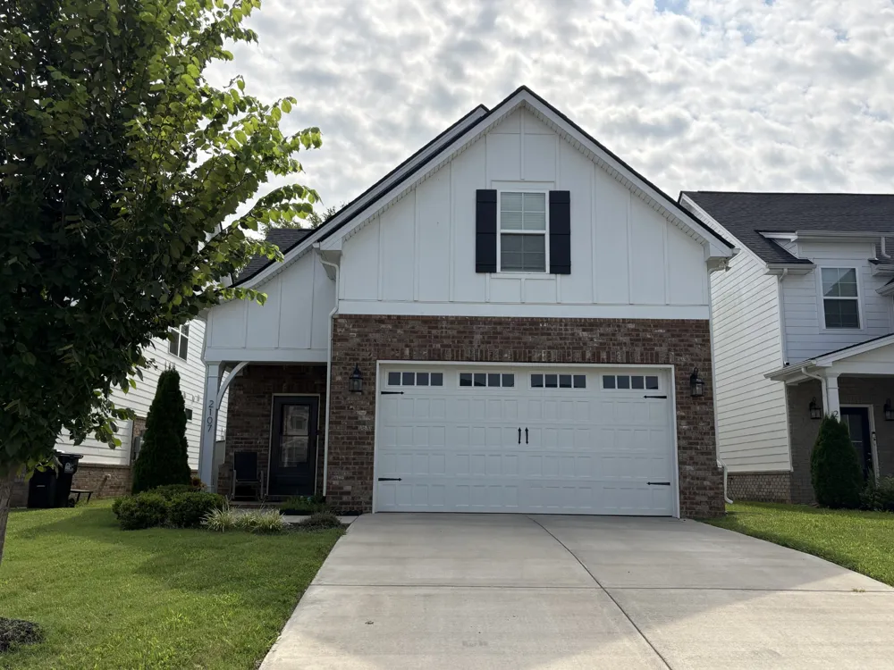 2107 Barringer Ln Murfreesboro, TN 37128