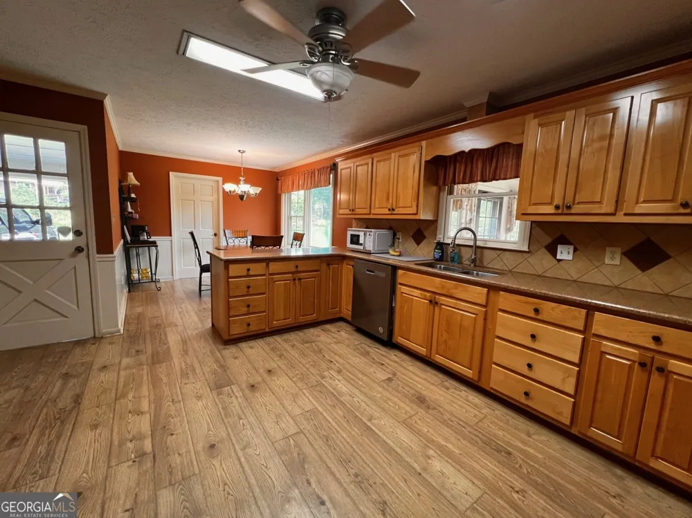 105 Olympia DR Thomaston, GA 30286