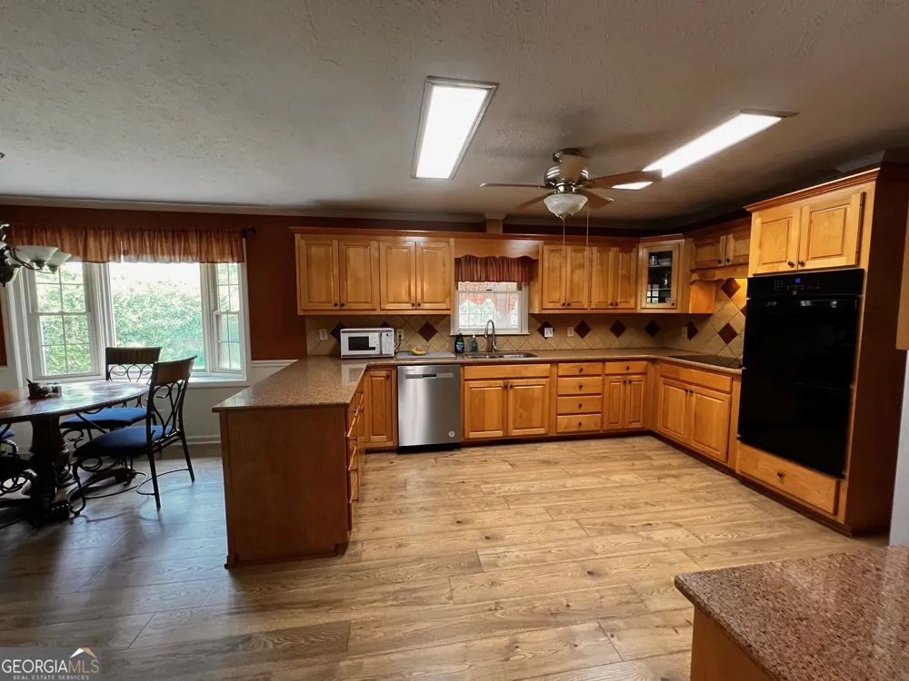 105 Olympia DR Thomaston, GA 30286