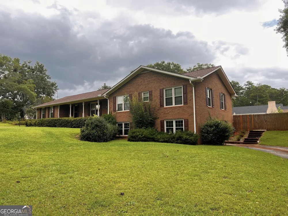 105 Olympia DR Thomaston, GA 30286