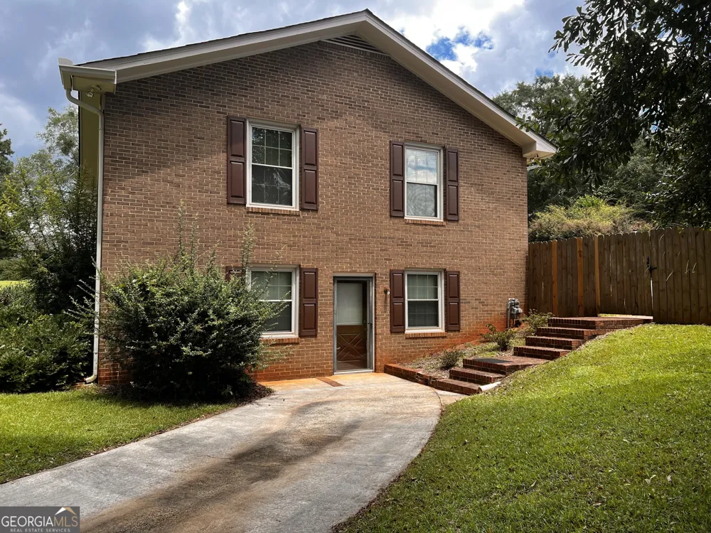 105 Olympia DR Thomaston, GA 30286
