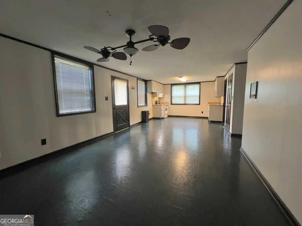 105 Olympia DR Thomaston, GA 30286