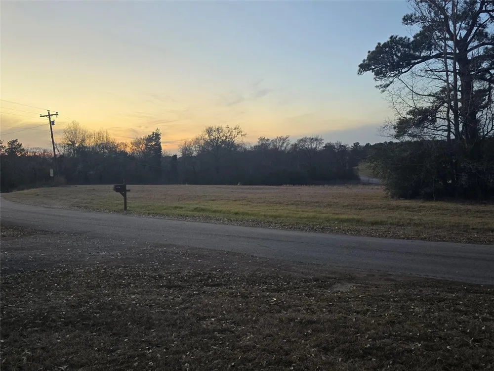 20086 County Road 299 Arp, TX 75750