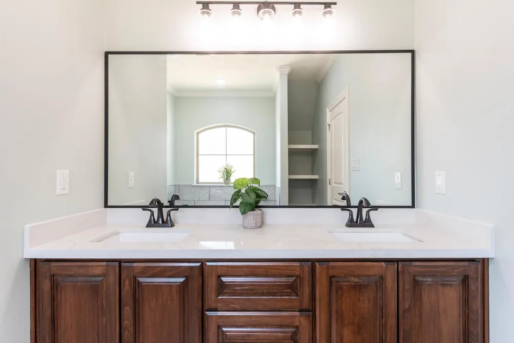 8390 Westgate Beaumont, TX 77706