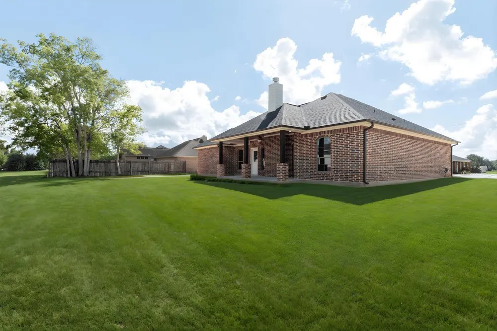 8390 Westgate Beaumont, TX 77706