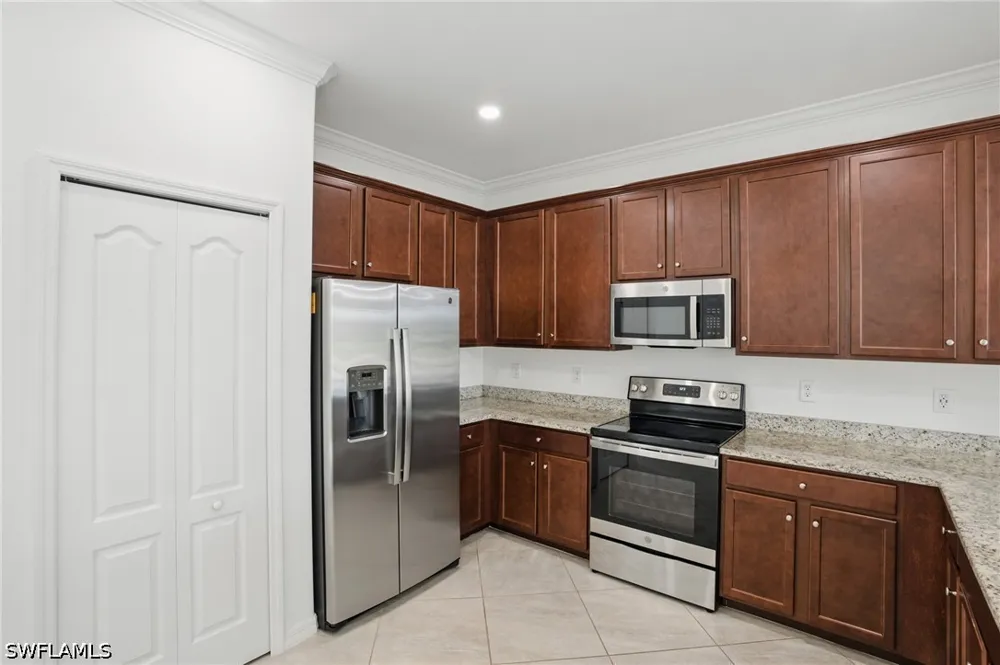 Alameda Drive Naples, FL 34120