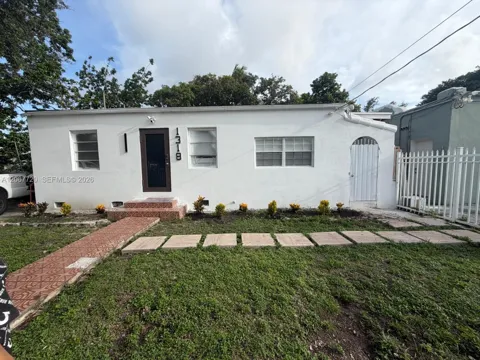 1318 NW 34th St