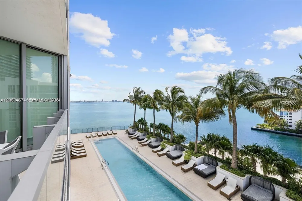 2900 NE 7th Ave #809 Miami, FL 33137