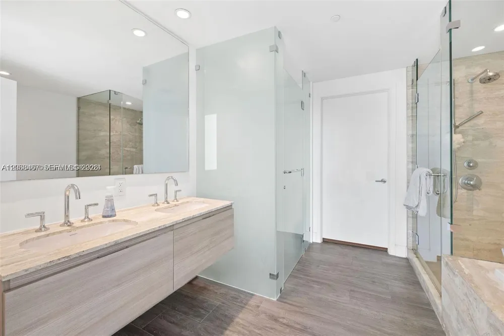 2900 NE 7th Ave #809 Miami, FL 33137