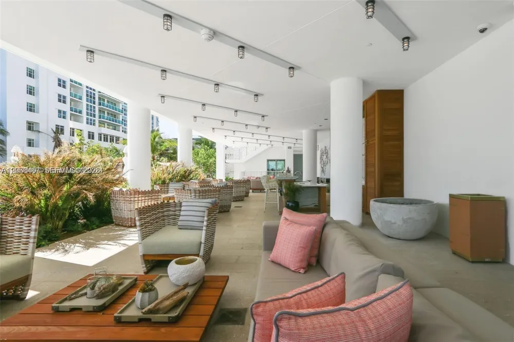 2900 NE 7th Ave #809 Miami, FL 33137