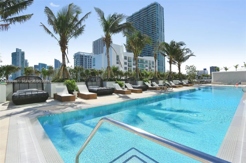 2900 NE 7th Ave #809 Miami, FL 33137