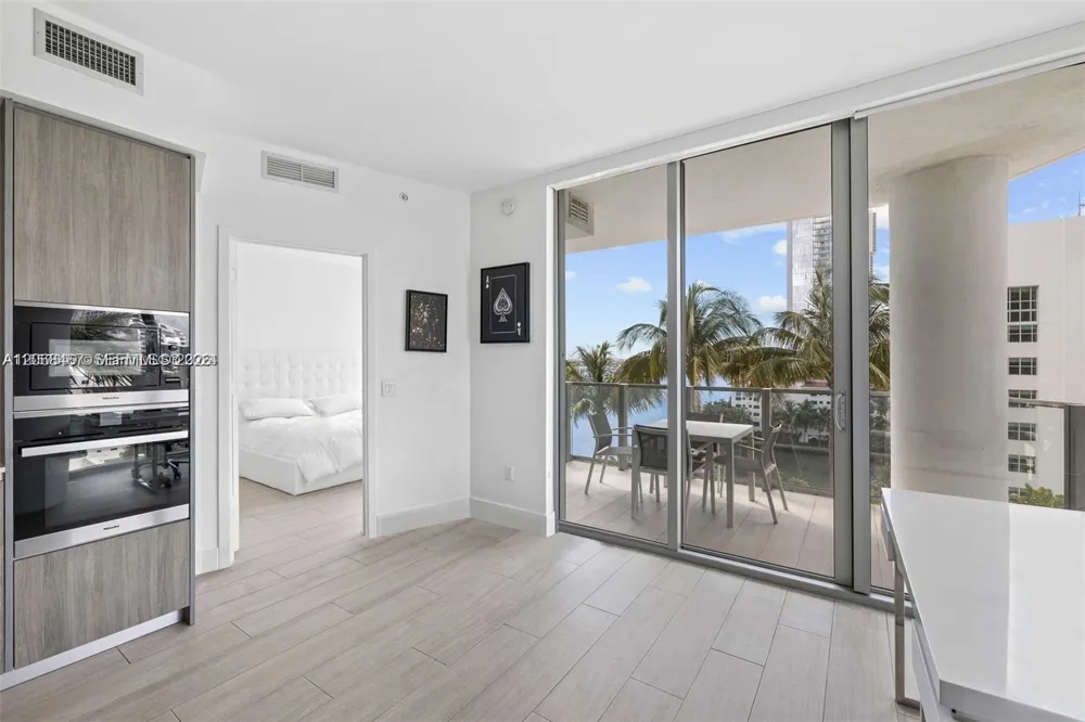 2900 NE 7th Ave #809 Miami, FL 33137
