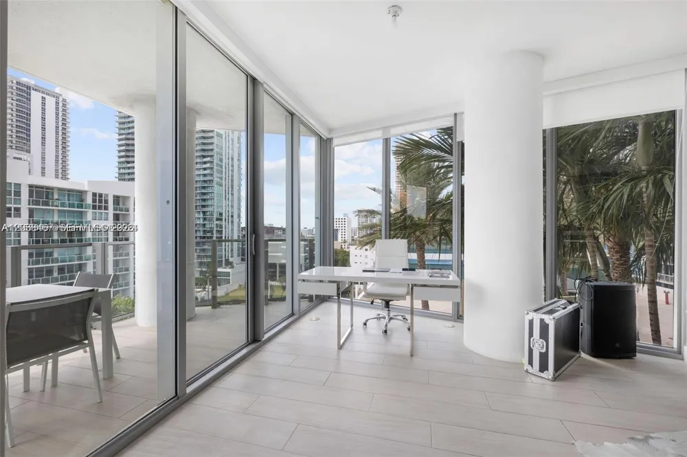 2900 NE 7th Ave #809 Miami, FL 33137