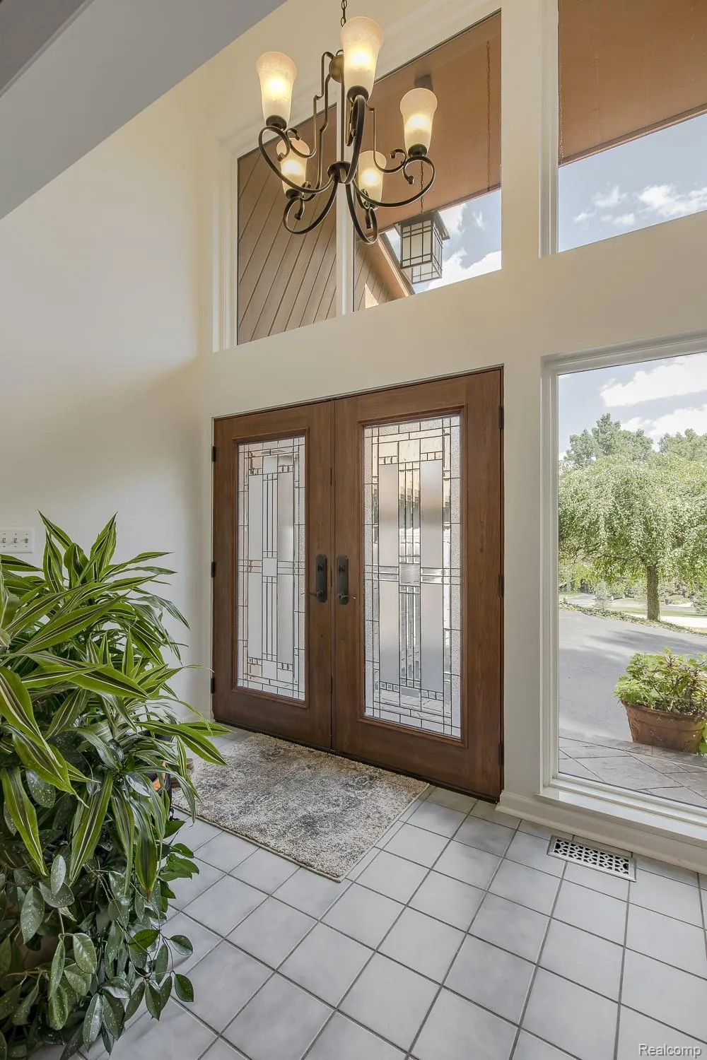 7880 Deerhill Drive Independence Charter Township, MI 48346
