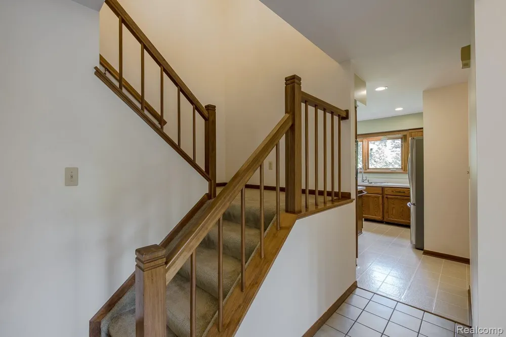 7880 Deerhill Drive Independence Charter Township, MI 48346
