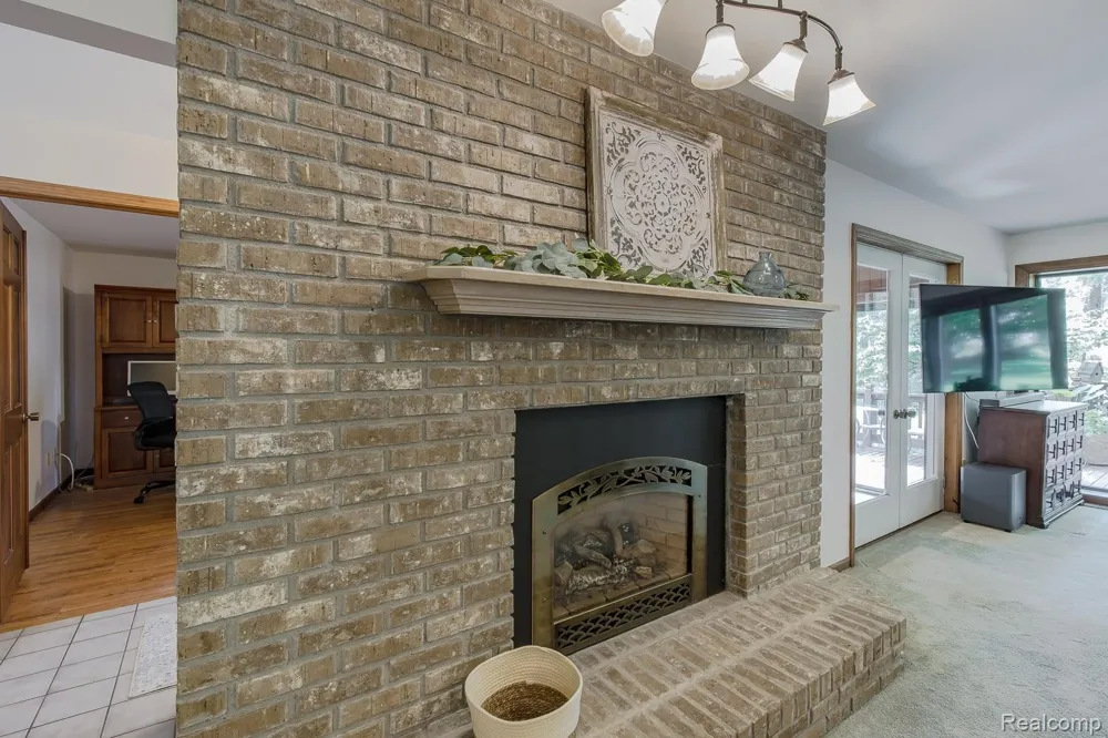 7880 Deerhill Drive Independence Charter Township, MI 48346