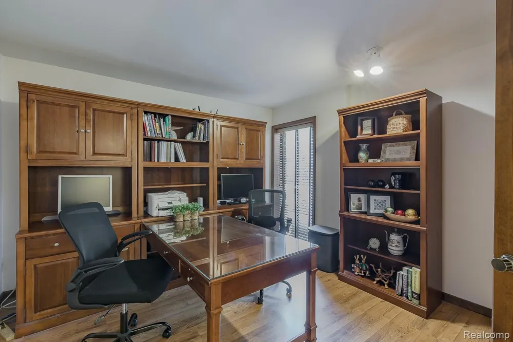 7880 Deerhill Drive Independence Charter Township, MI 48346