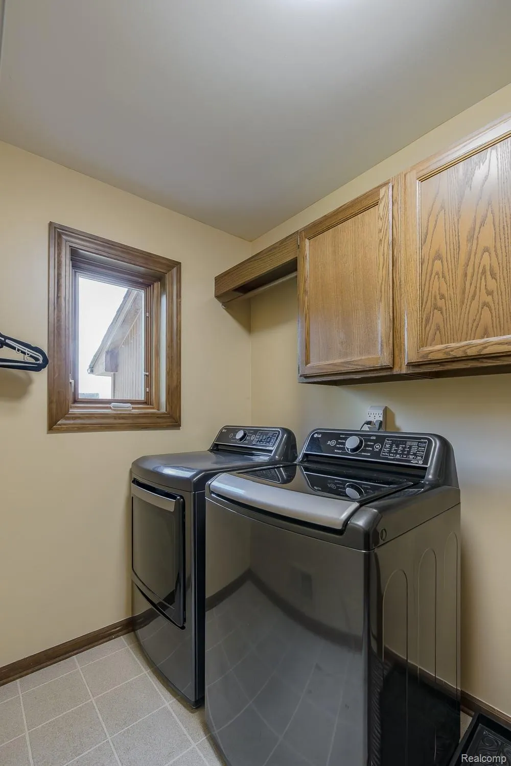 7880 Deerhill Drive Independence Charter Township, MI 48346