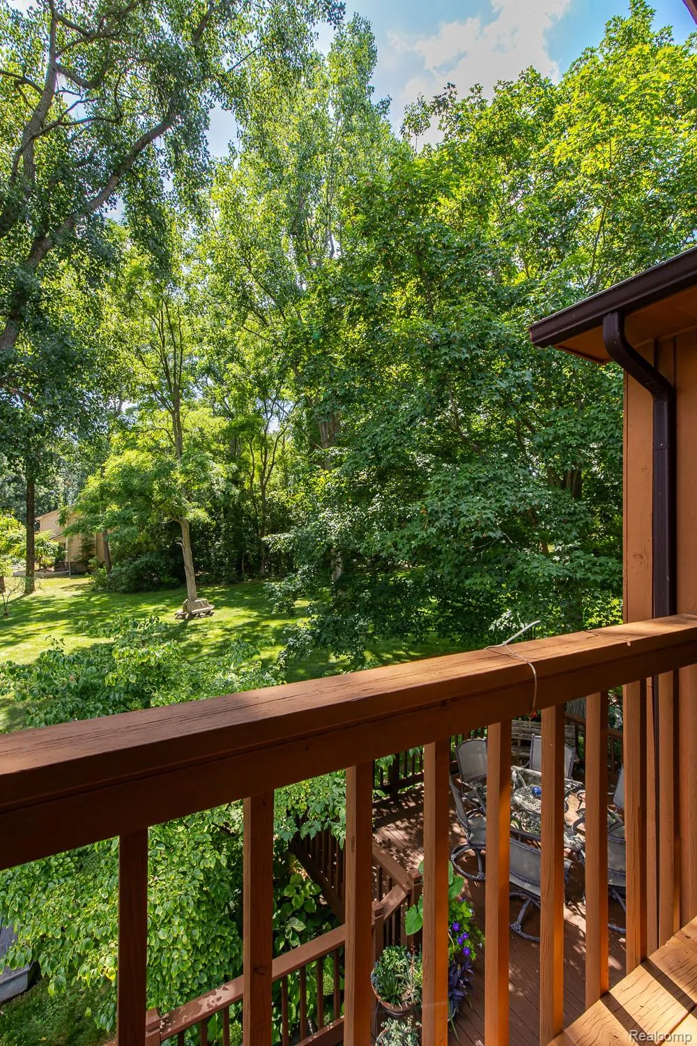 7880 Deerhill Drive Independence Charter Township, MI 48346