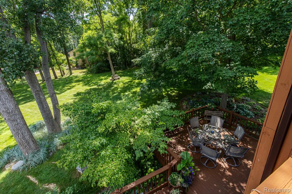 7880 Deerhill Drive Independence Charter Township, MI 48346