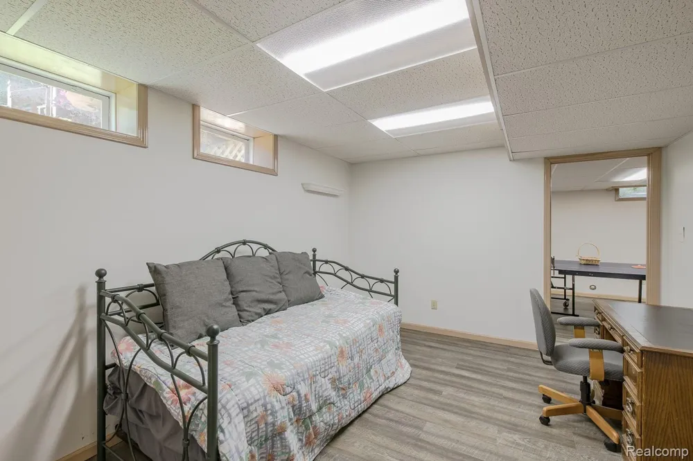 7880 Deerhill Drive Independence Charter Township, MI 48346