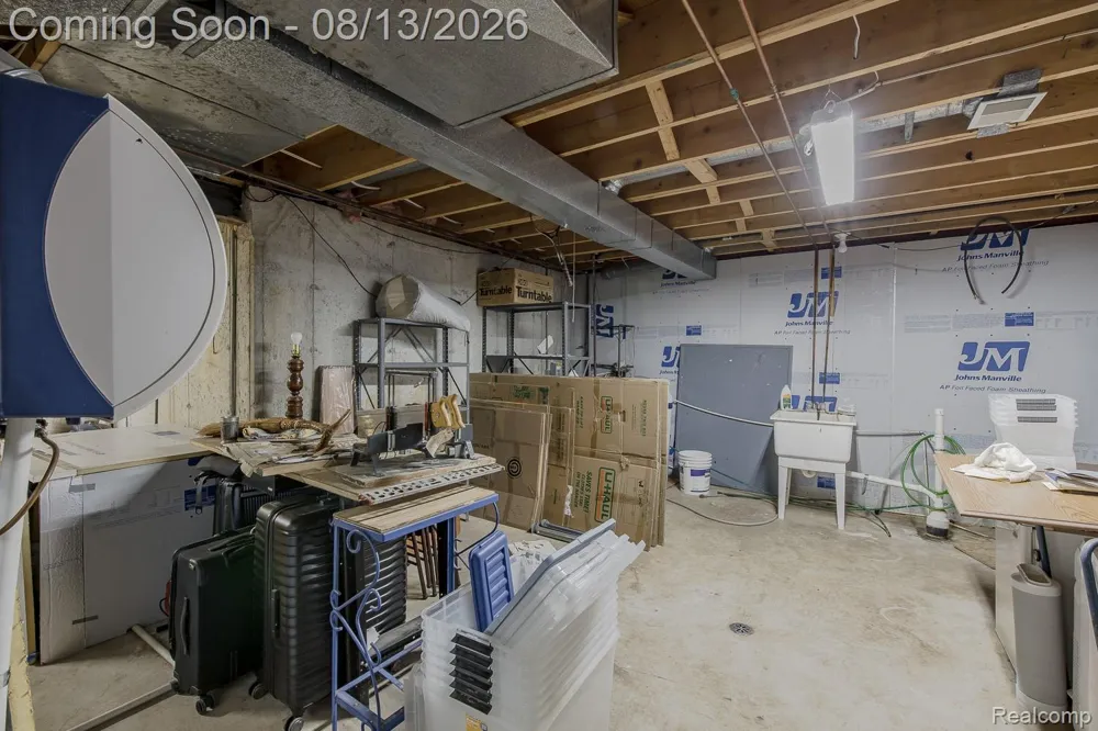 7880 Deerhill Drive Independence Charter Township, MI 48346