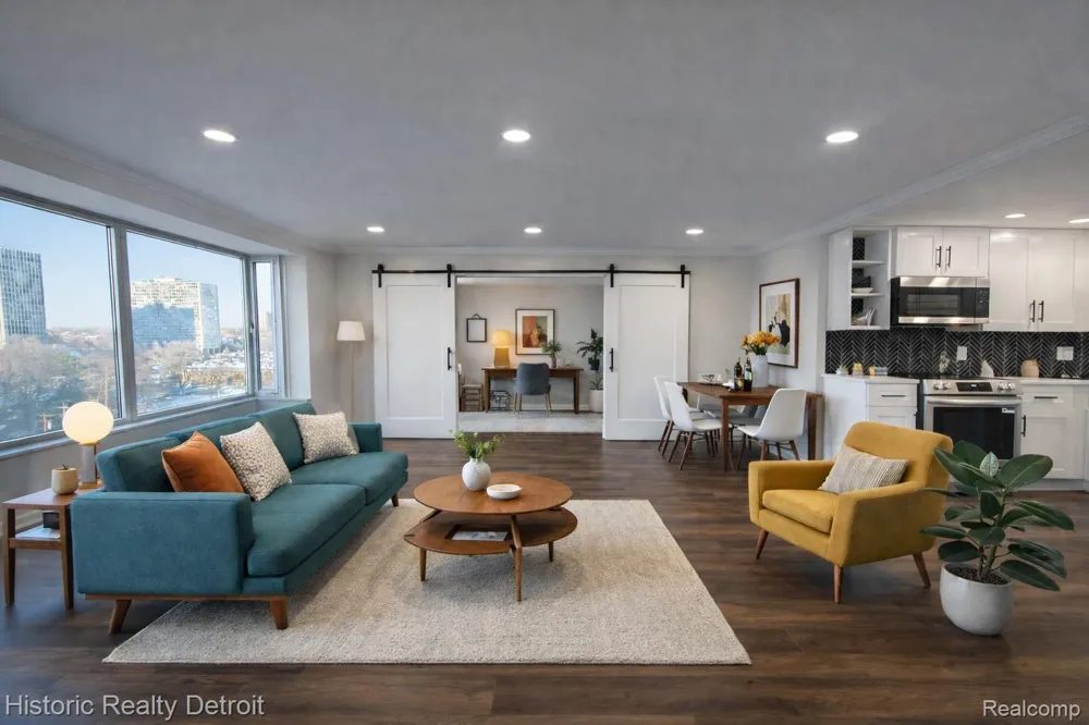 1300 E Lafayette Street E #610-11 Detroit City, MI 48207