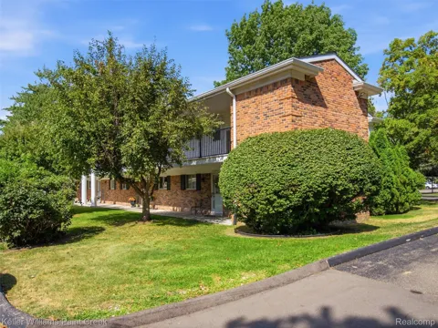 42630 Plymouth Hollow Drive #17