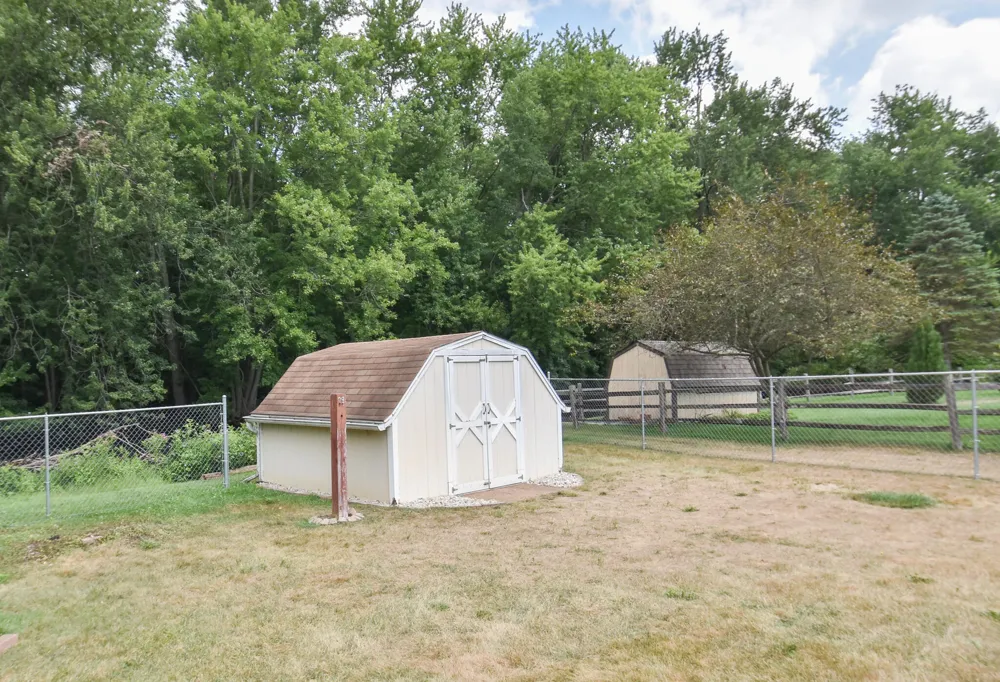 536 Schaeffer Drive Coldwater City, MI 49036