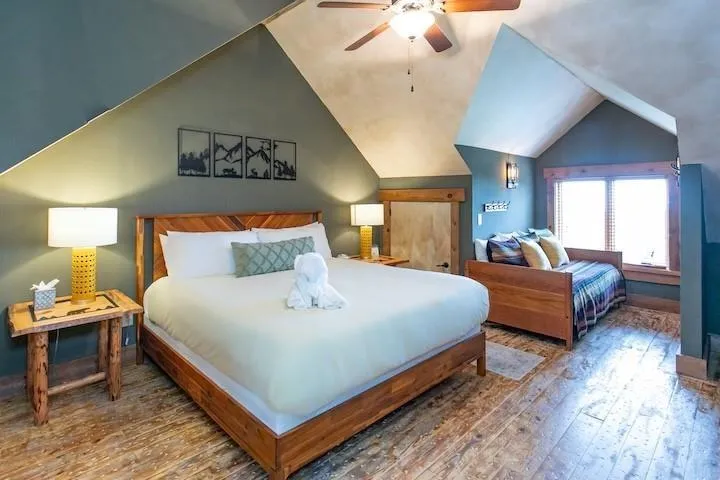 3049 Tray Mountain Road Sautee Nacoochee, GA 30157