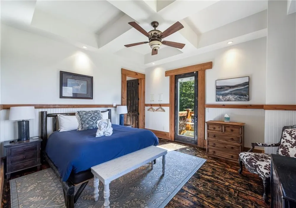 3049 Tray Mountain Road Sautee Nacoochee, GA 30157