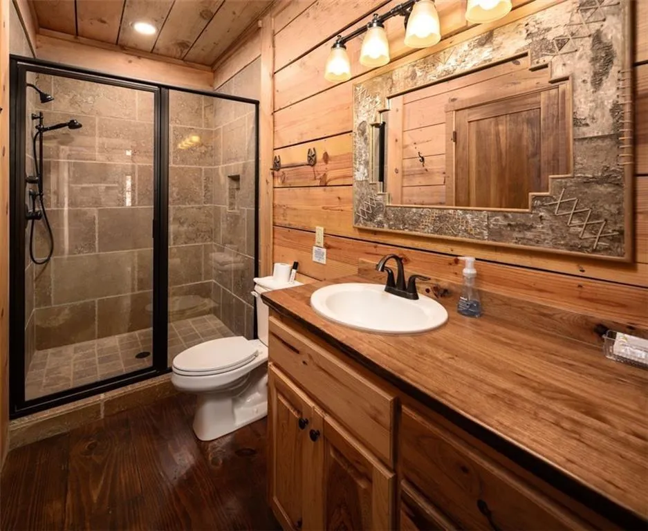 3049 Tray Mountain Road Sautee Nacoochee, GA 30157