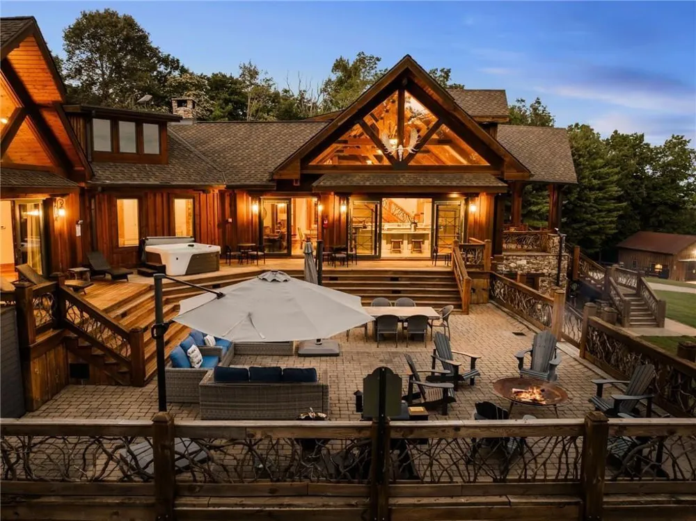 3049 Tray Mountain Road Sautee Nacoochee, GA 30157