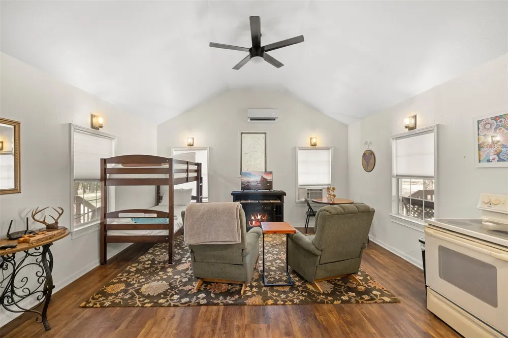 526 Piney Creek Road La Grange, TX 78945
