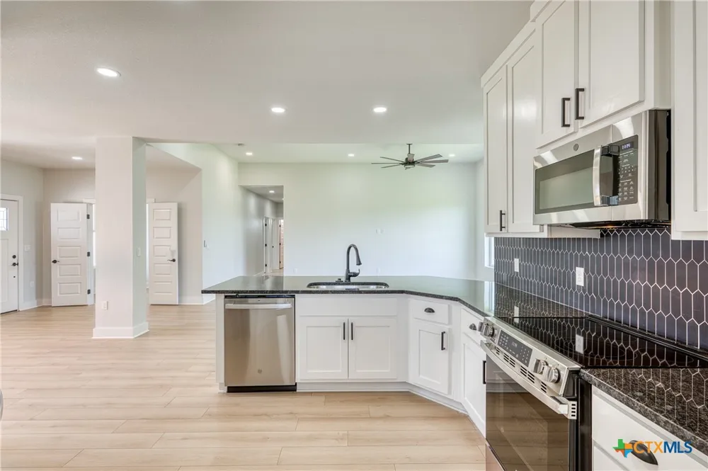 101 Olympia Hills Court Kingsland, TX 78639